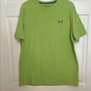 Under Armour  charged cotton Men's Lime Green Short Sleeve Tee size Large